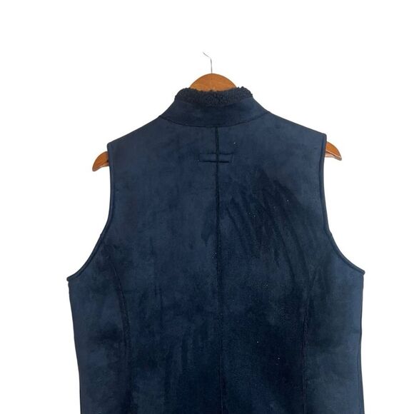 Traditional black faux suede full zip vest. Size m - Picture 7 of 7